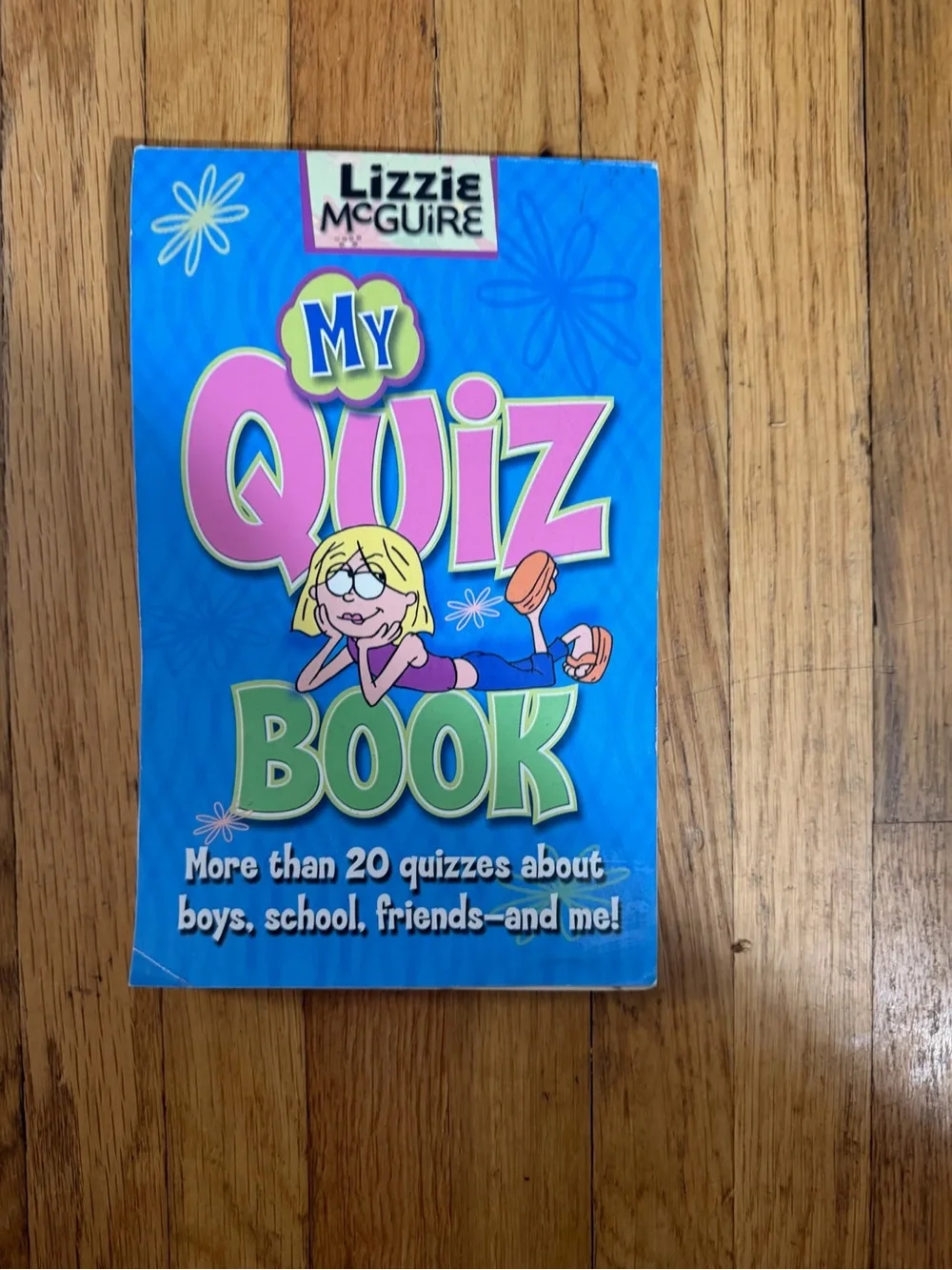 Vintage 2002 Lizzie McGuire: My Quiz Book